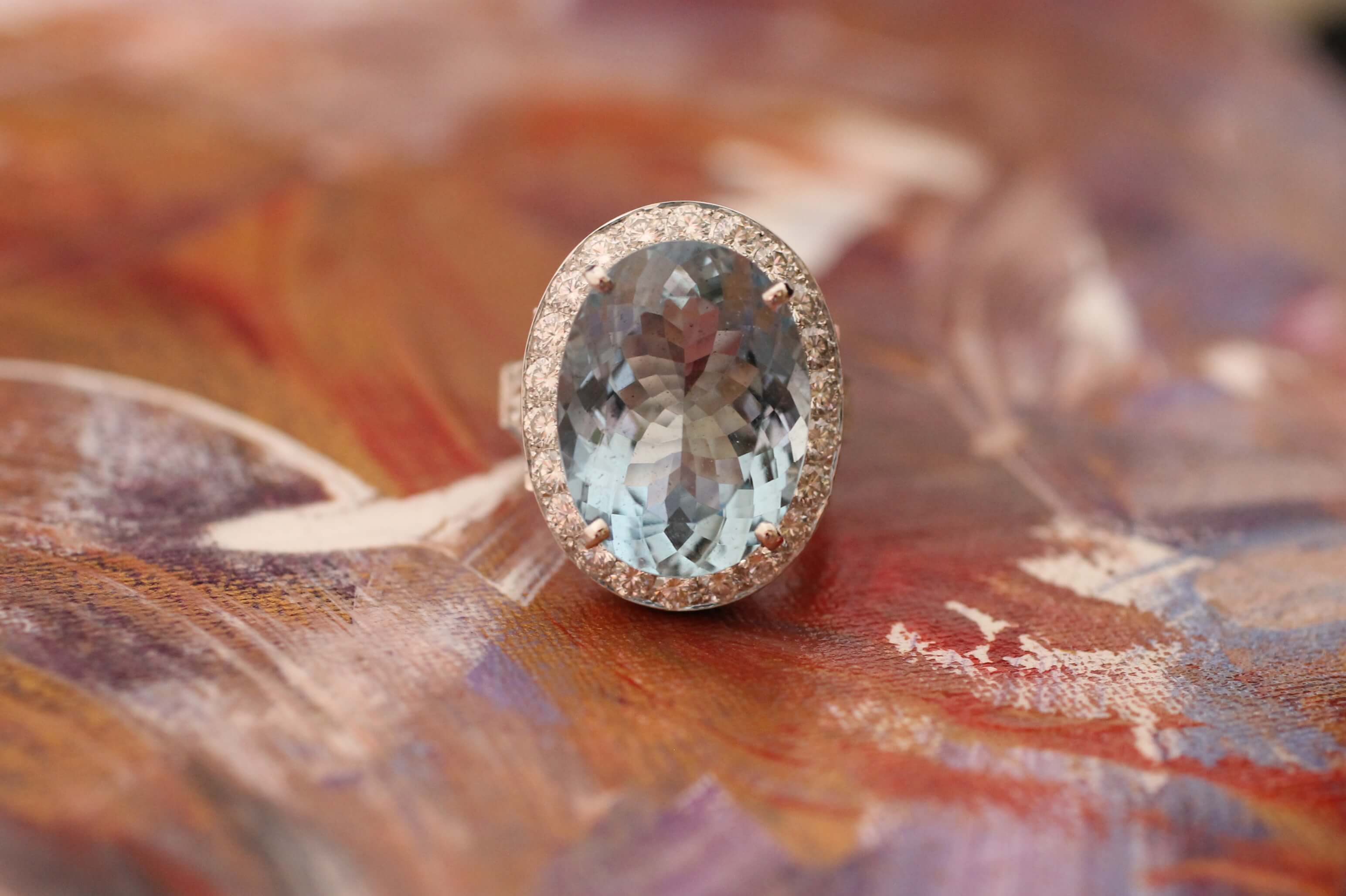 Gold, Aquamarine and Diamonds Ring