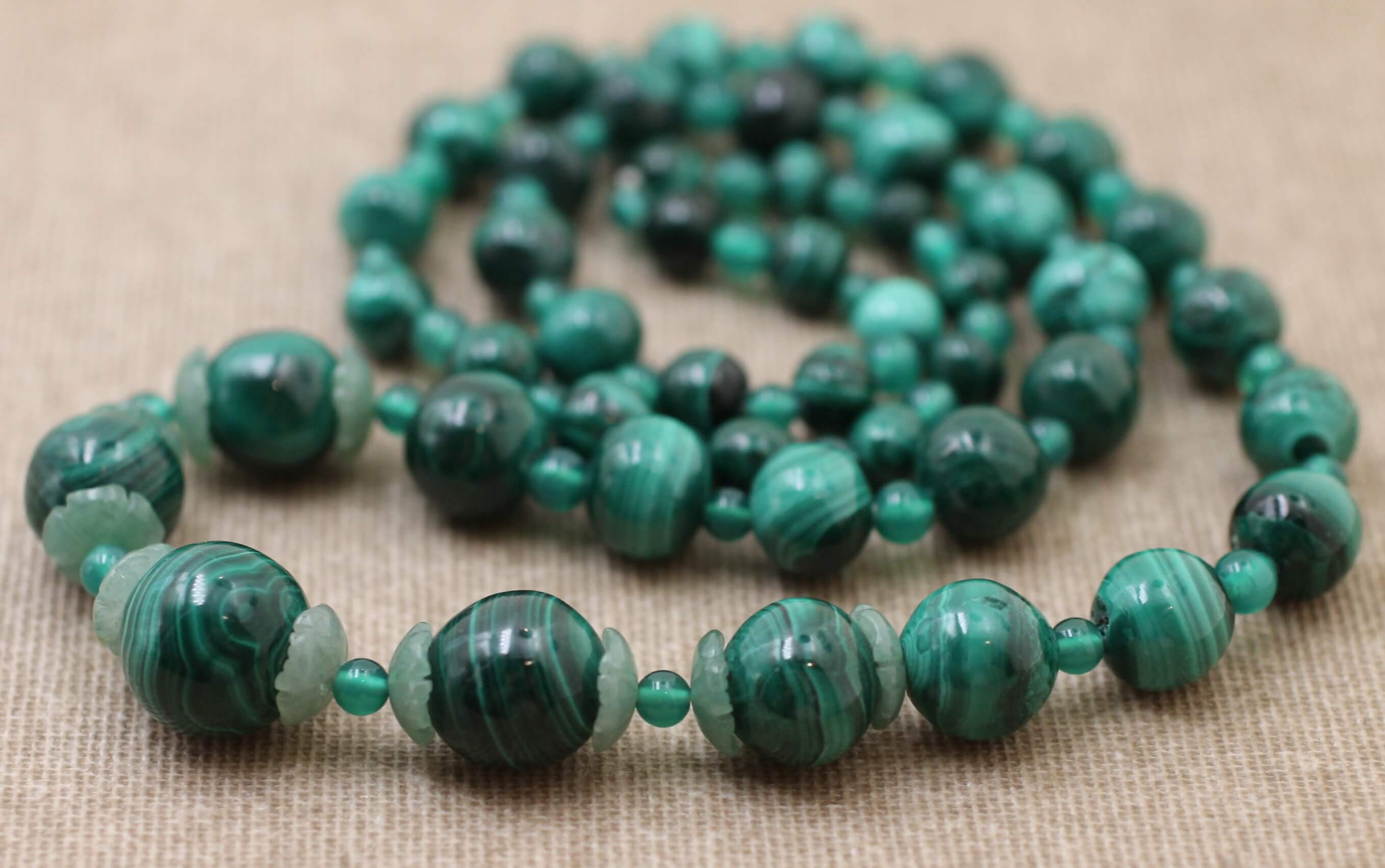 Collana in Malachite e Quarzo