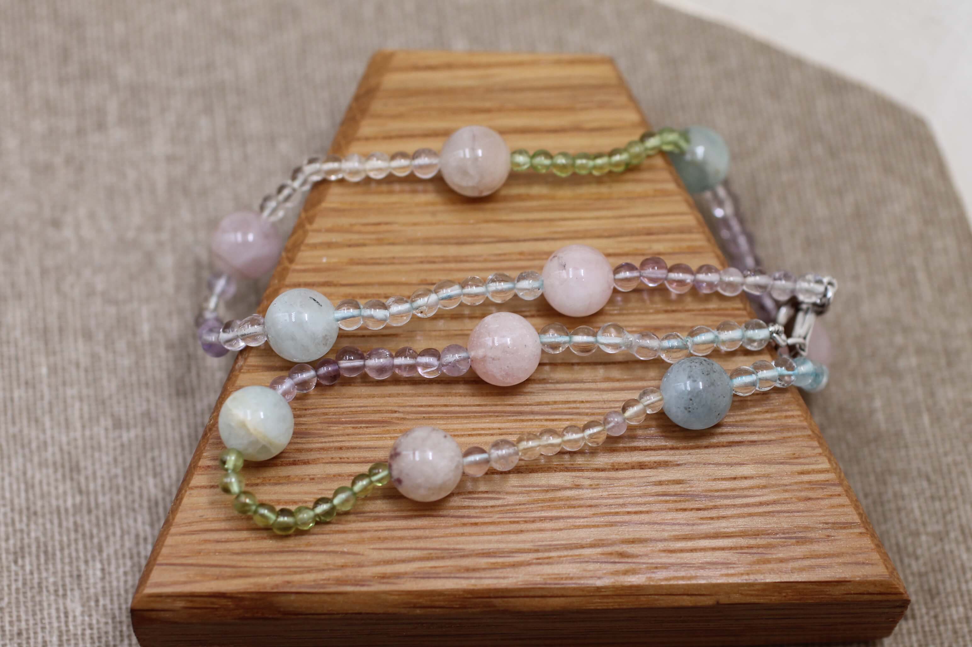 Gold, Aquamarine and Quartz necklace